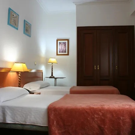 Konukevi Gran Via 3*