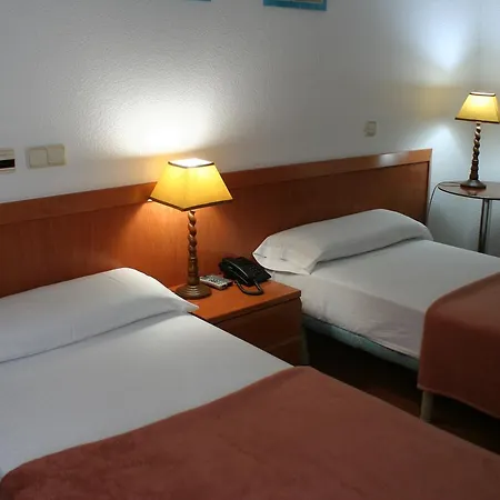 Konukevi Gran Via 3*